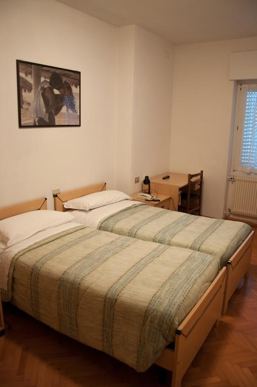 Albergo Italia Мольвено Номер фото